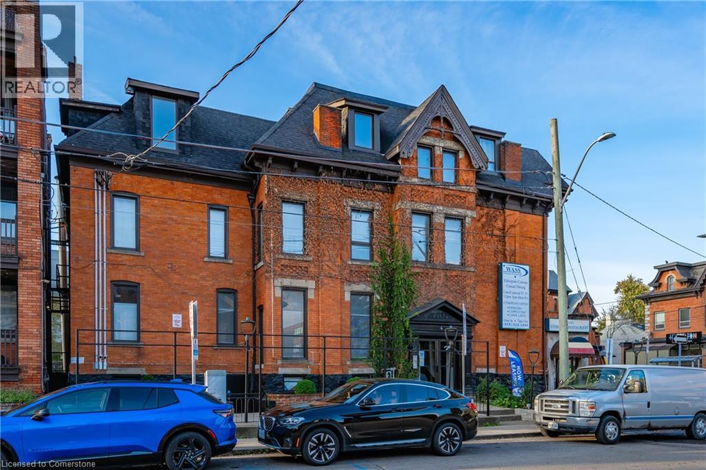 Photo 7 of 14 Forest Avenue Street S, Hamilton ON