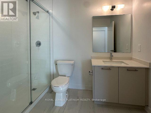Photo 5 of 405 1440 Clarriage Court, Milton ON