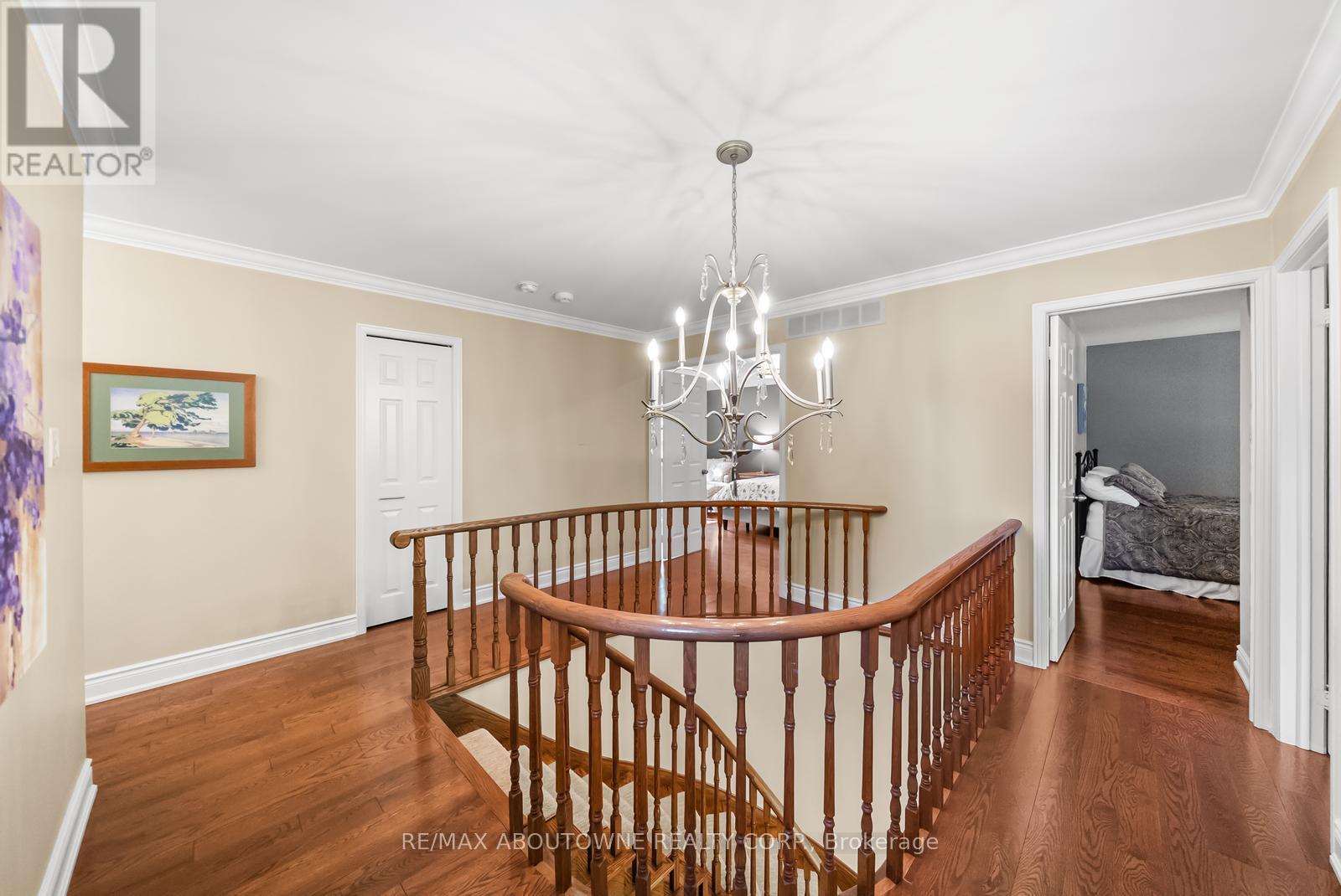 Photo 22 of 2262 Constance Drive, Oakville ON
