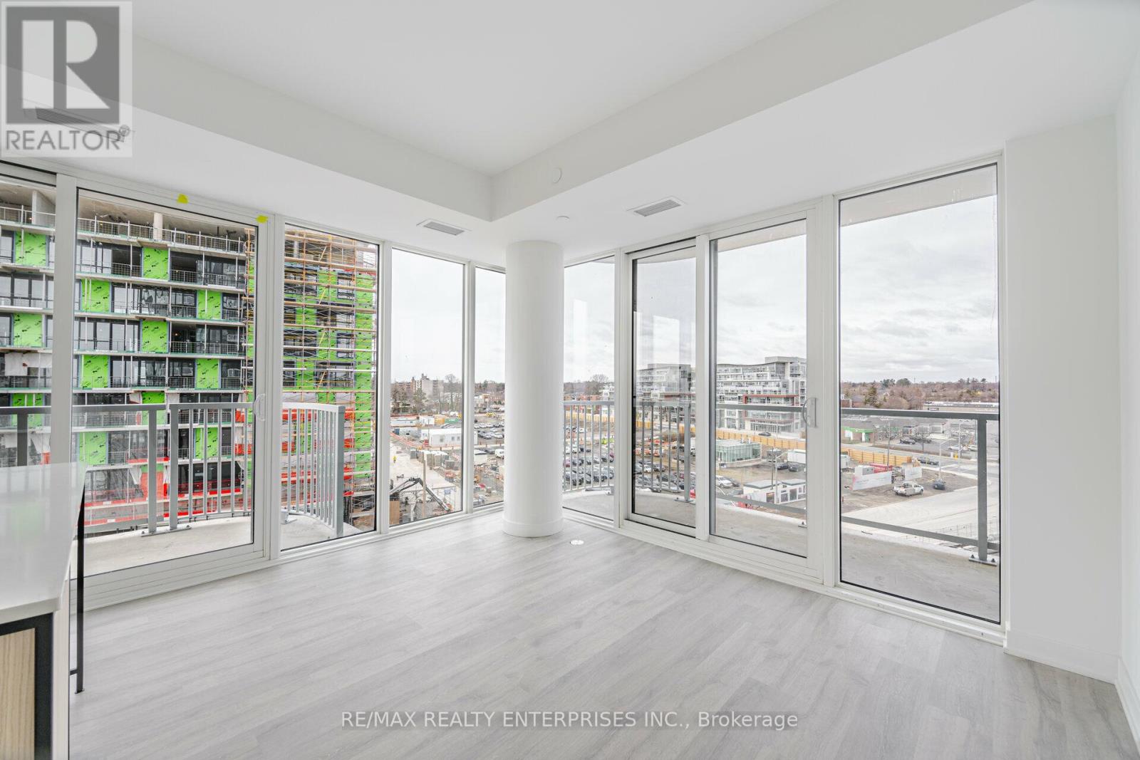 Photo 28 of 613 220 Missinnihe Way, Mississauga ON