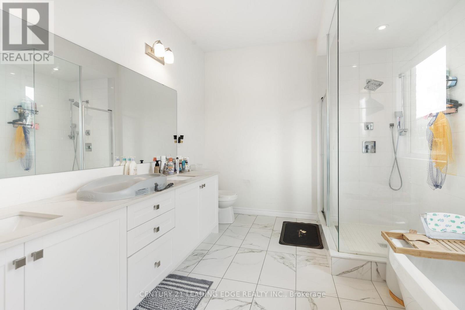 35 PETCH AVENUE - 14
