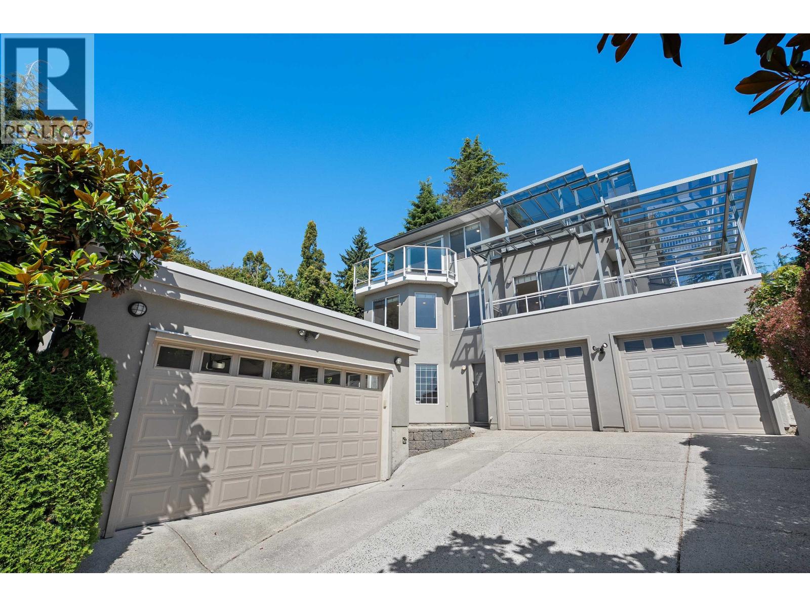 Photo 30 of 8419 Mcgregor Avenue, Burnaby BC