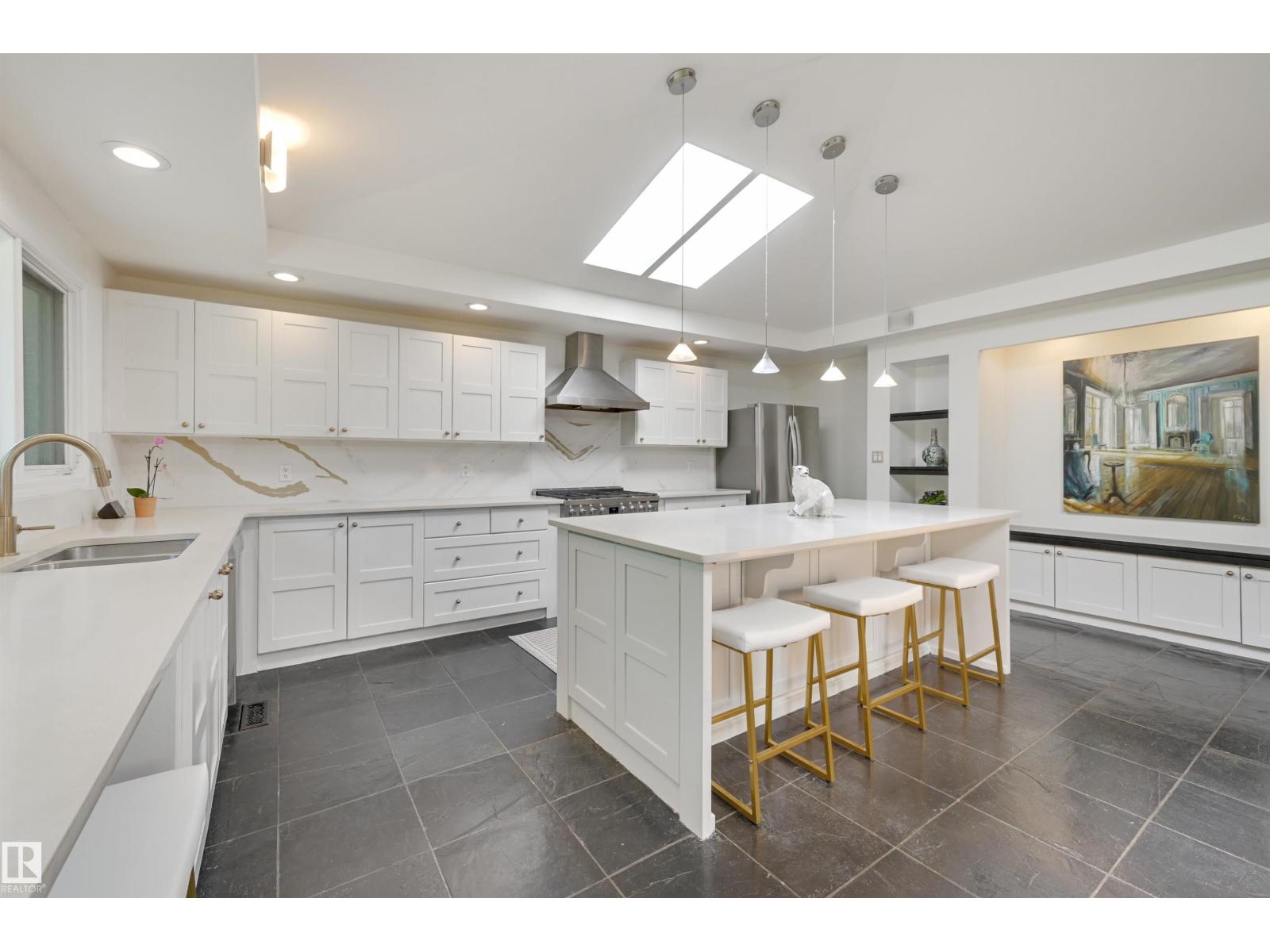 Photo 48 of 14712 Park Dr Nw, Edmonton AB