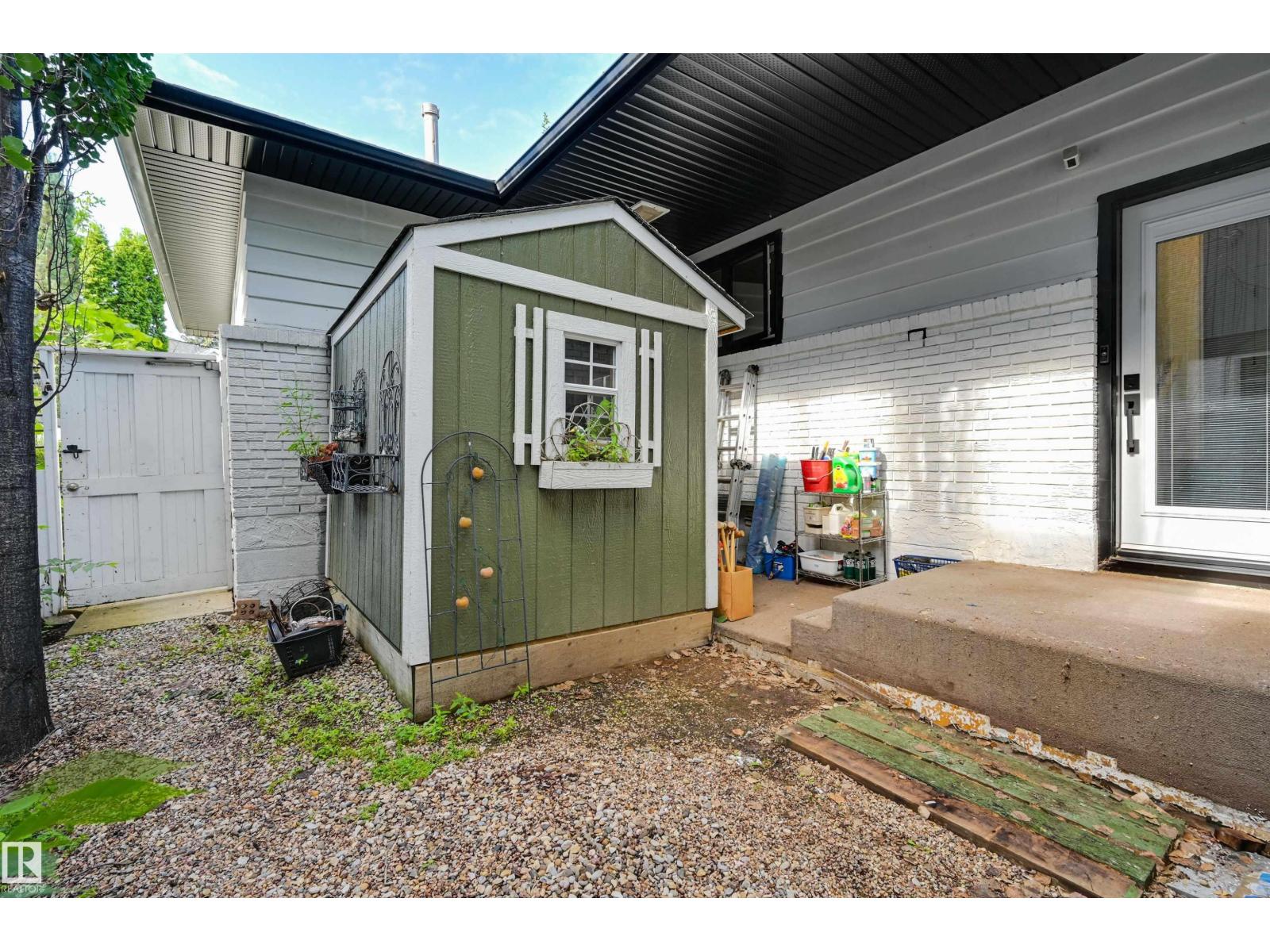 Photo 46 of 14712 Park Dr Nw, Edmonton AB