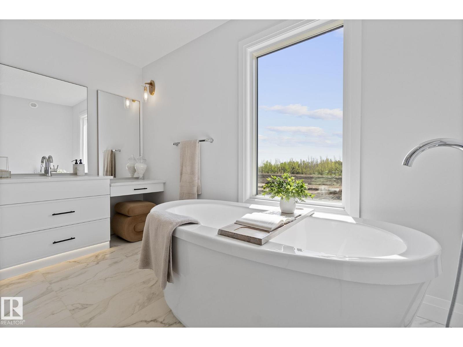 1933 63 AV, Rural Leduc County