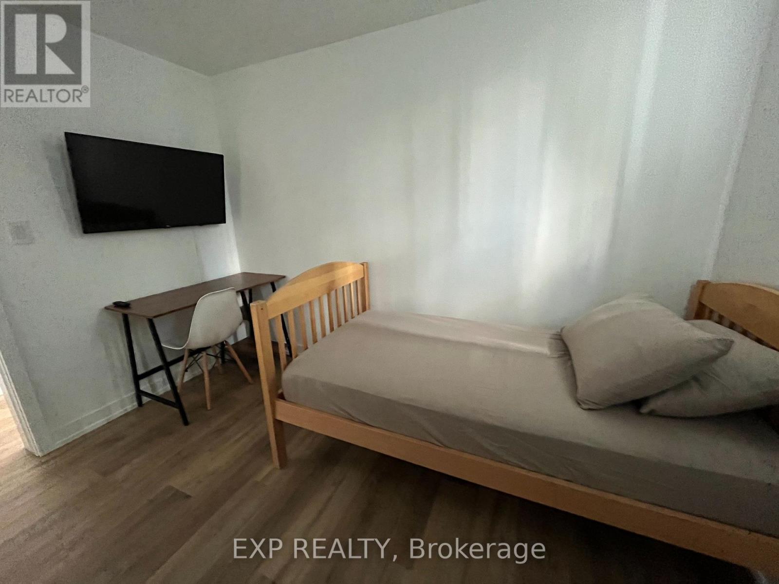 Photo 13 of 711 4263 Fourth Avenue, Niagara Falls ON
