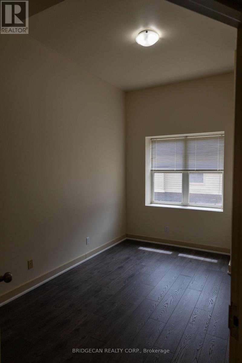 Photo 3 of 365 Colborne Street, Brantford ON