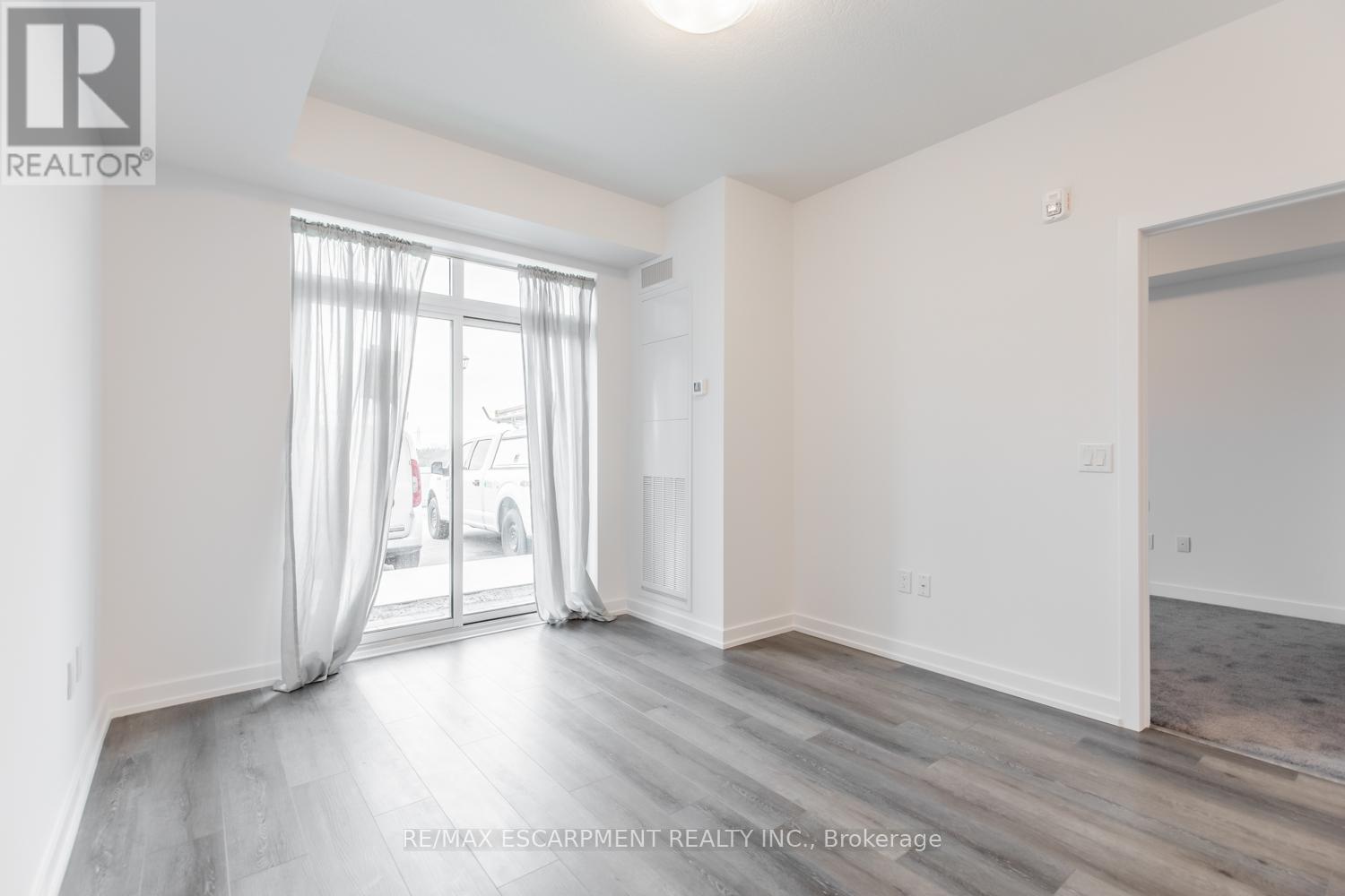 Photo 18 of 103 5055 Greenlane Road, Lincoln ON