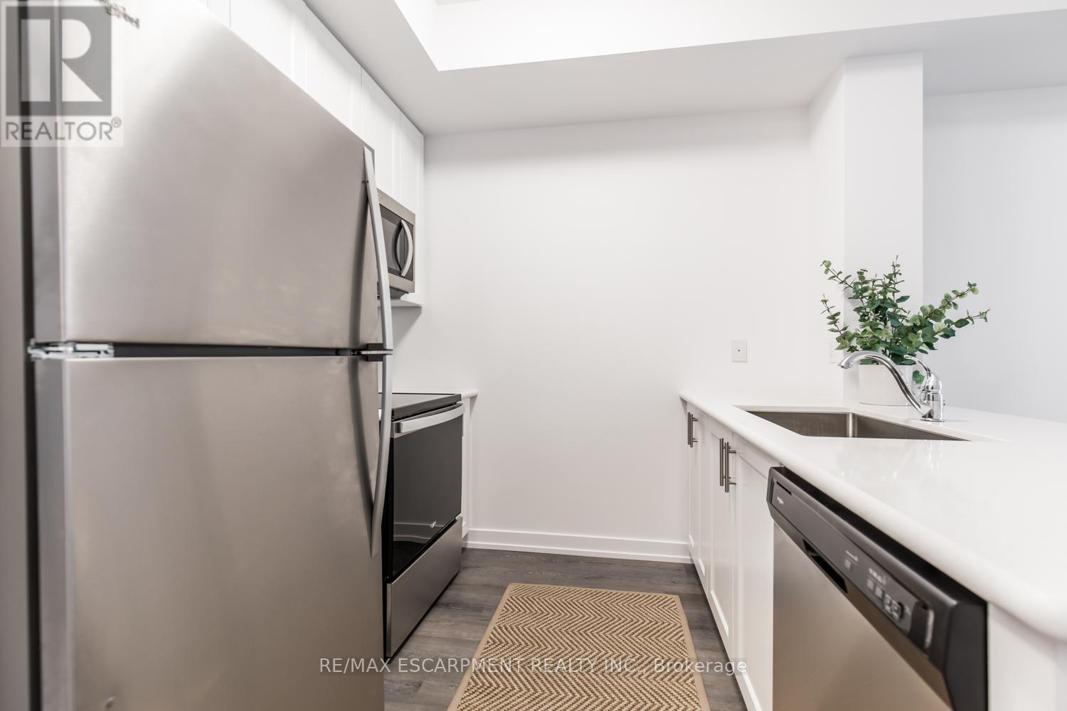 Photo 16 of 103 5055 Greenlane Road, Lincoln ON