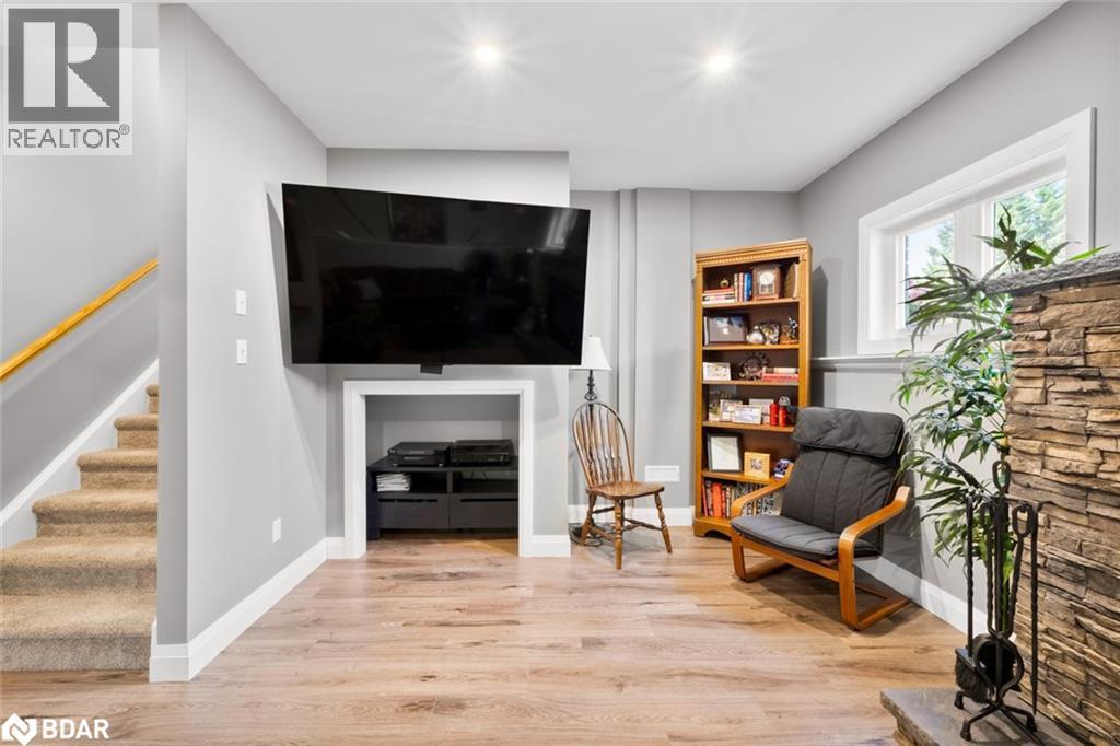 Photo 30 of 1277 Sunnidale Road, Springwater ON