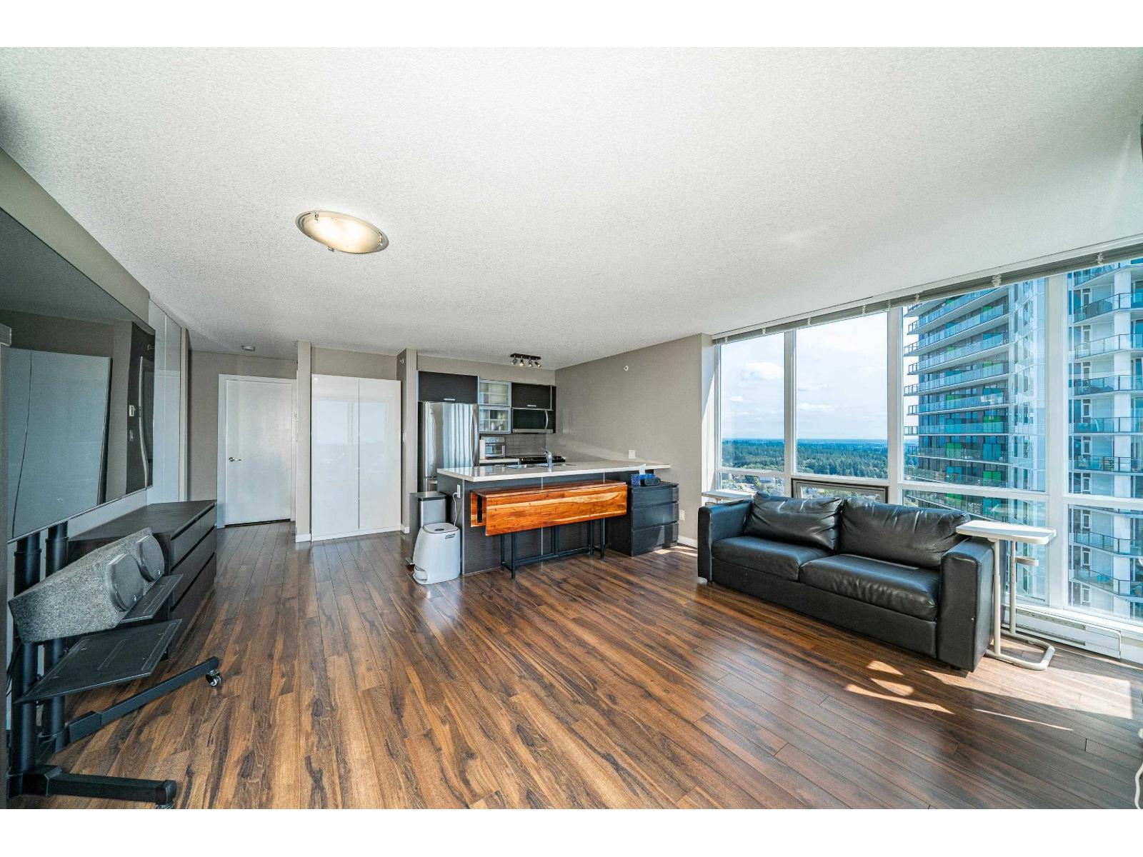 Photo 21 of 3607 9981 Whalley Boulevard, Surrey BC