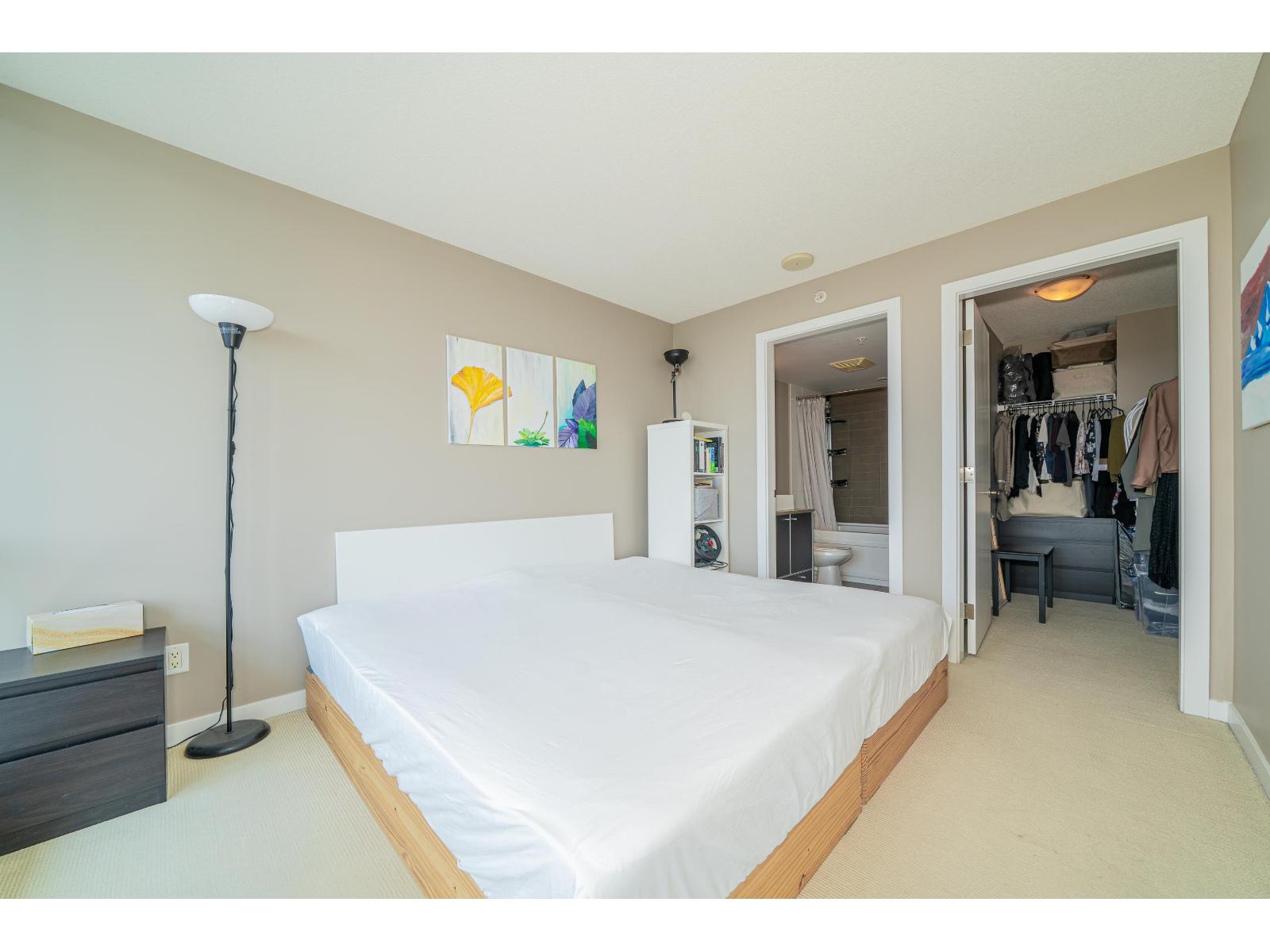 Photo 28 of 3607 9981 Whalley Boulevard, Surrey BC