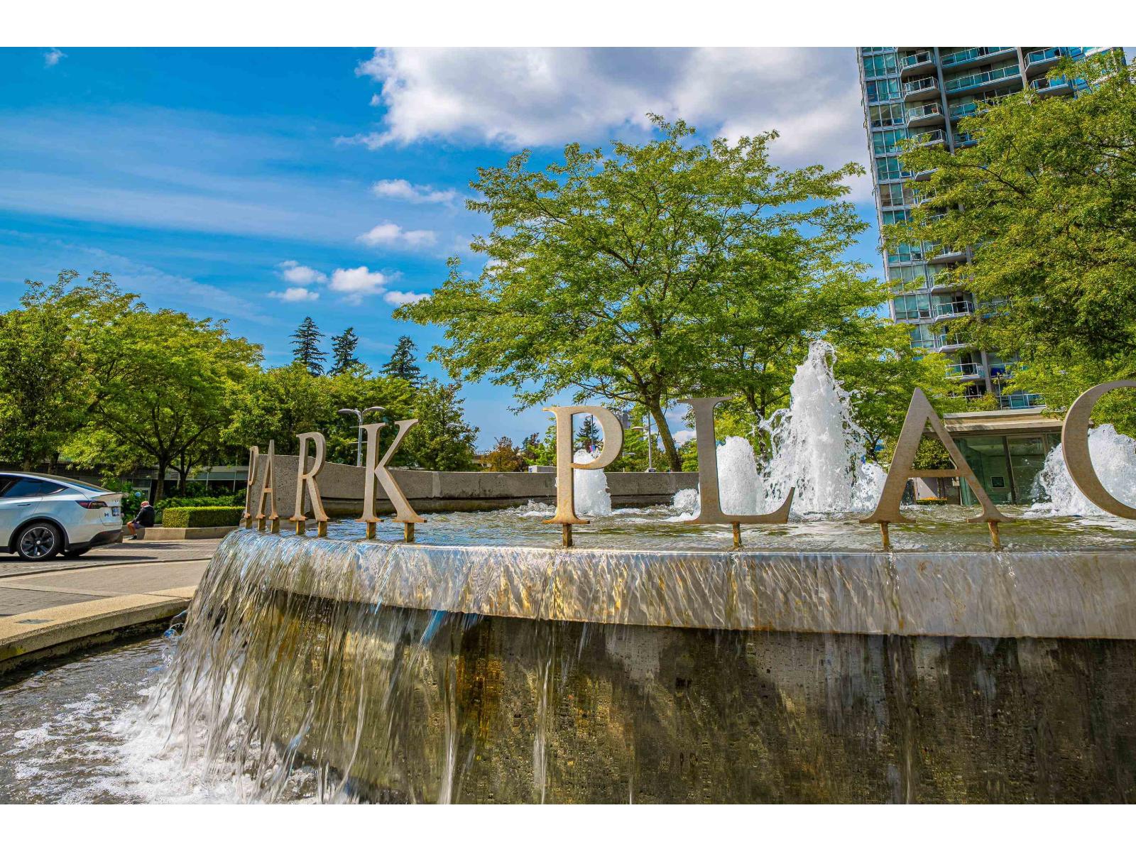 Photo 31 of 3607 9981 Whalley Boulevard, Surrey BC