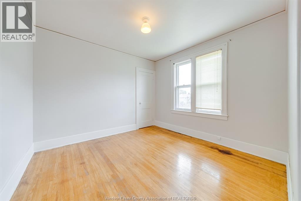 Photo 23 of 446 48 Newbury Street, Windsor ON