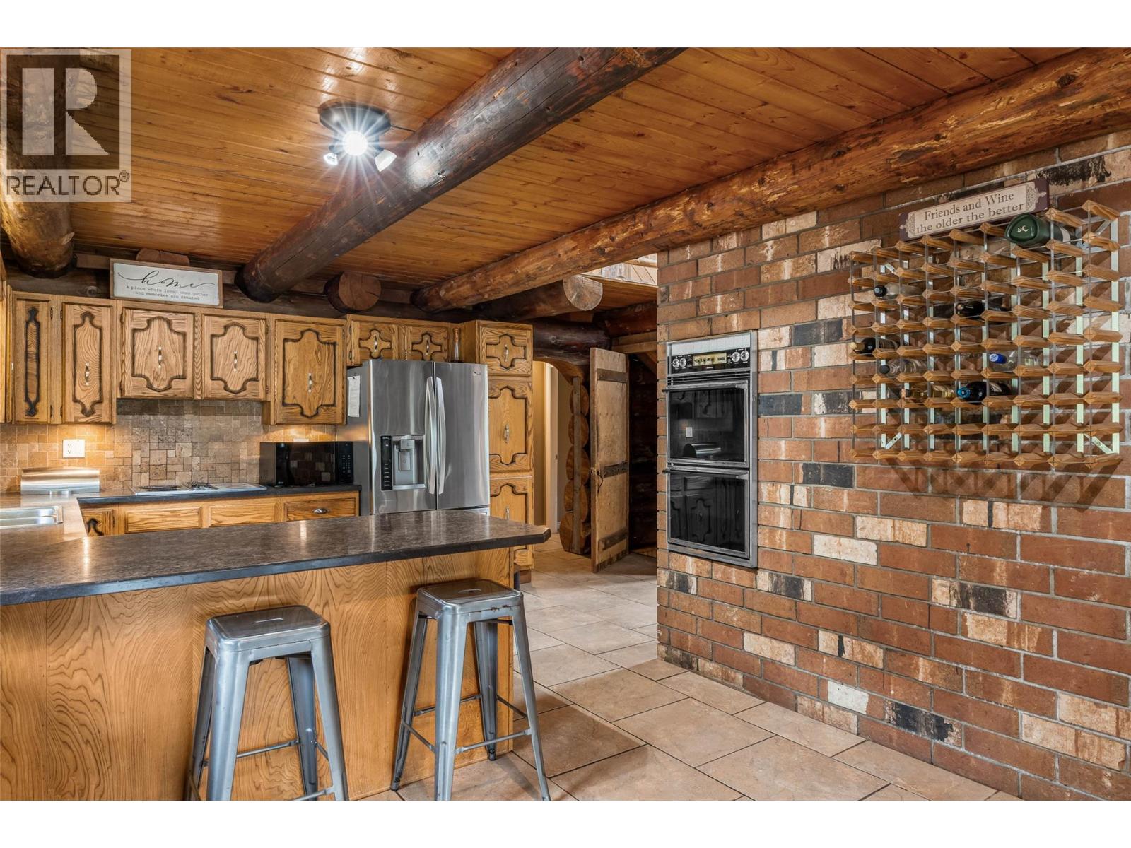 601 YELLOWHEAD HIGHWAY S - 9