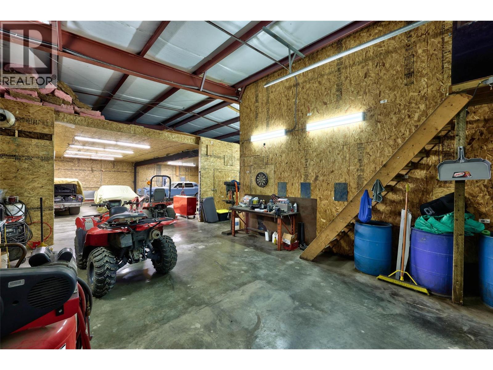 601 YELLOWHEAD HIGHWAY S - 47