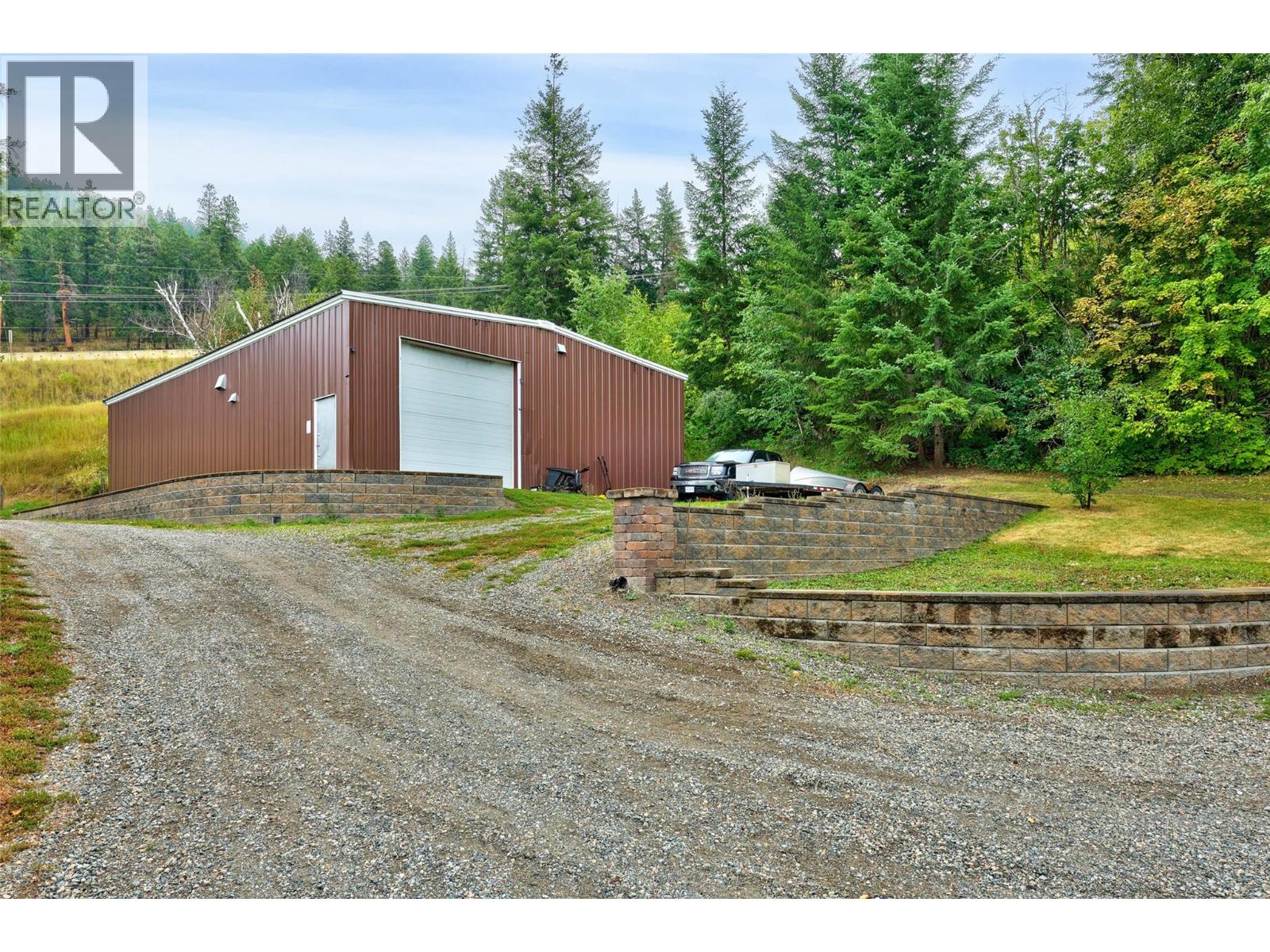 601 Yellowhead Highway S - 45
