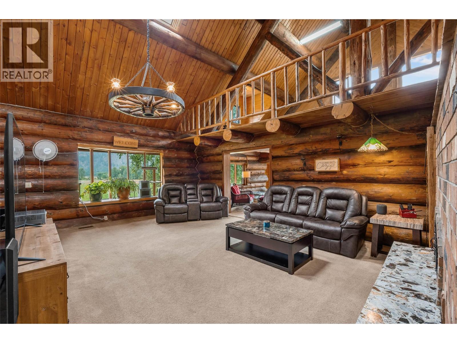 601 YELLOWHEAD HIGHWAY S - 13