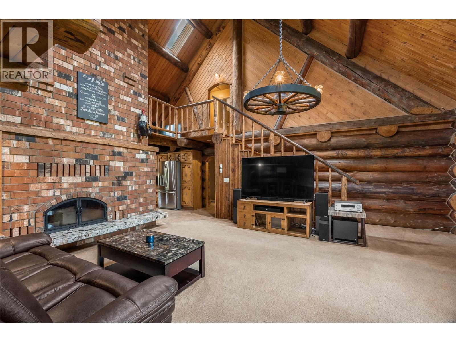 601 YELLOWHEAD HIGHWAY S - 15