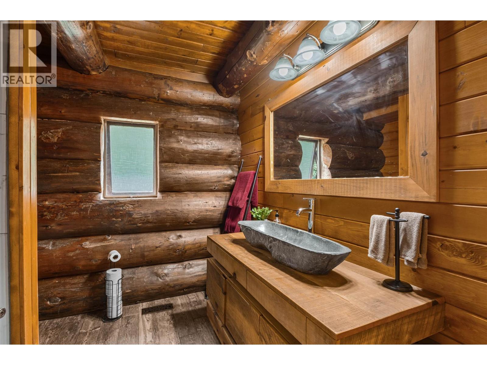 601 YELLOWHEAD HIGHWAY S - 30