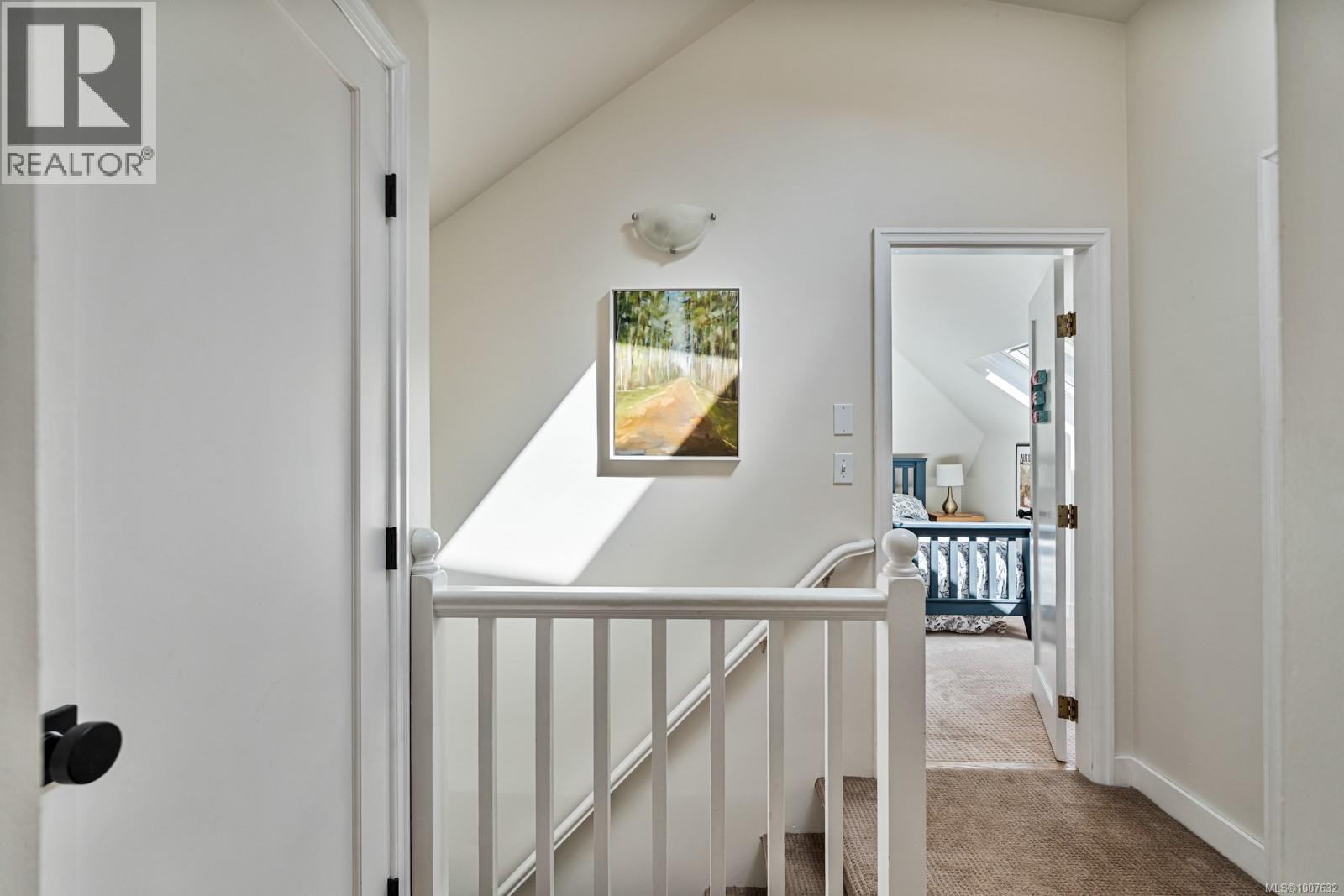 Single Family House Character for Sale in  Fifth St Victoria 