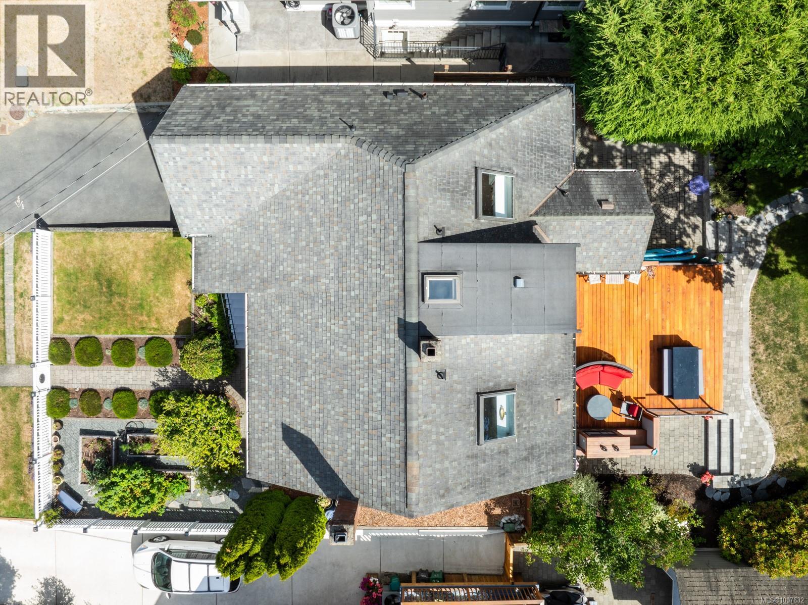 Single Family House Character for Sale in  Fifth St Victoria 