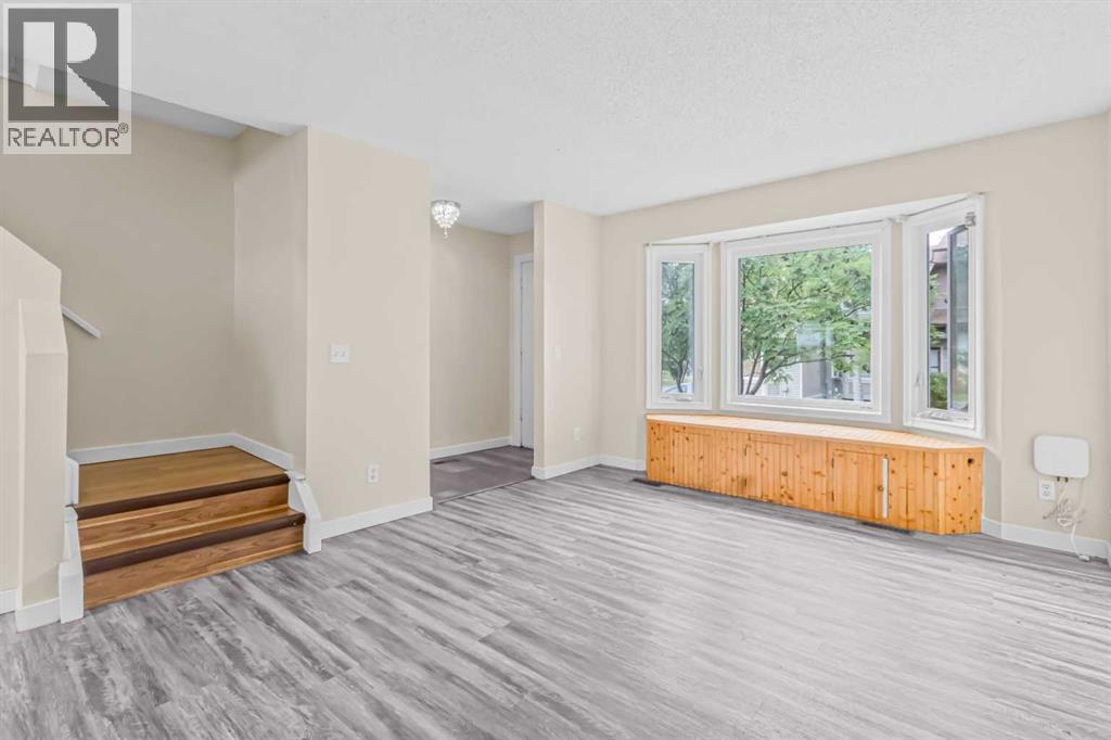 Single Family House for Sale in  Falshire Terrace NE Falconridge Calgary 