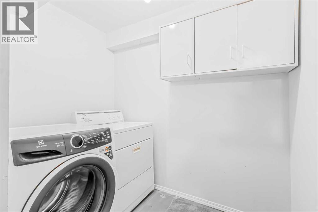 Single Family House for Sale in  Falshire Terrace NE Falconridge Calgary 