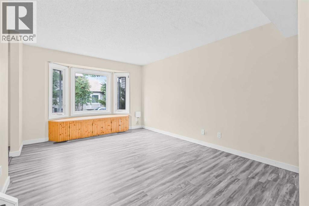 Single Family House for Sale in  Falshire Terrace NE Falconridge Calgary 
