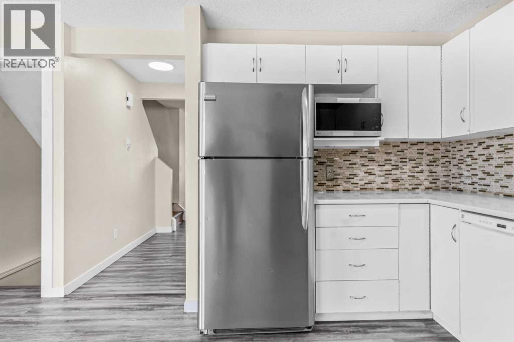Single Family House for Sale in  Falshire Terrace NE Falconridge Calgary 