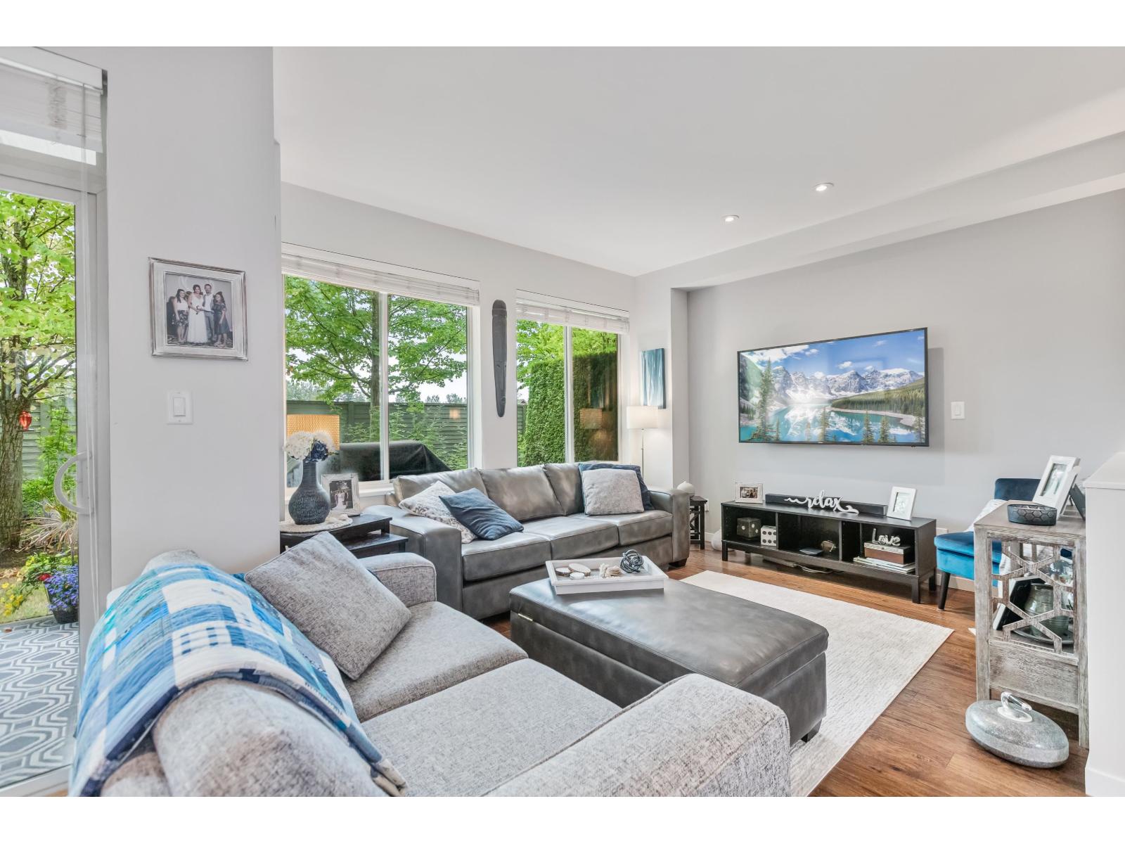 Photo 5 of 9 34248 King Road, Abbotsford BC