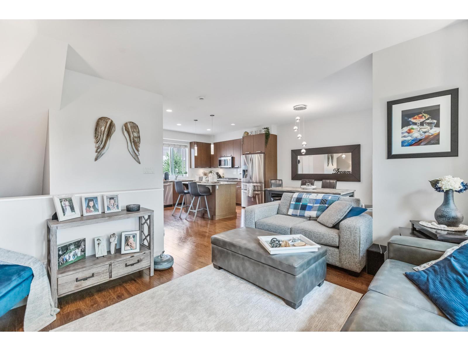 Photo 7 of 9 34248 King Road, Abbotsford BC