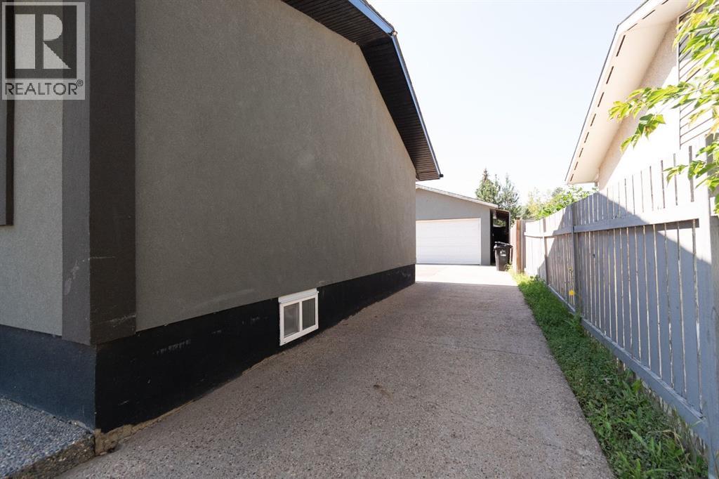 Photo 25 of 68 Centennial Drive, Fort Mcmurray AB