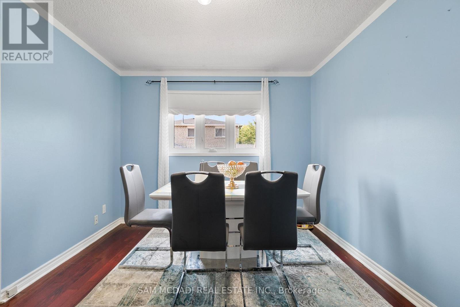 Photo 16 of 45 Cherrytree Drive, Brampton ON