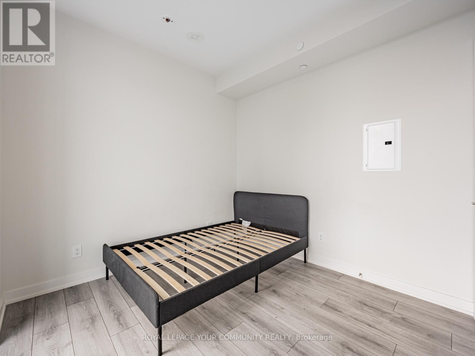 Photo 18 of 2405 15 Ellerslie Avenue, Toronto ON