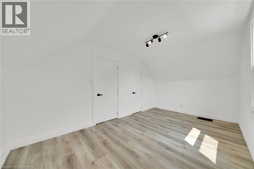 Photo 12 of 45 Sylvia Crescent, Hamilton ON