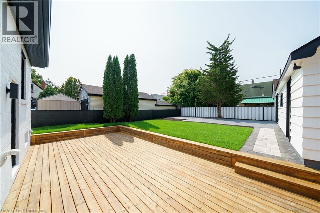 Photo 14 of 45 Sylvia Crescent, Hamilton ON