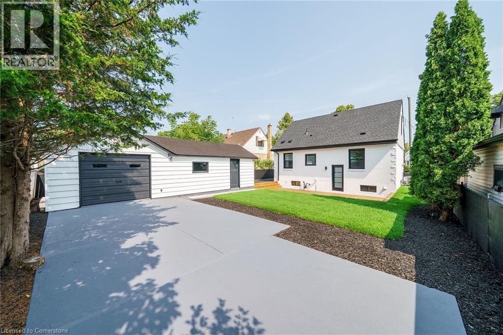 Photo 29 of 45 Sylvia Crescent, Hamilton ON