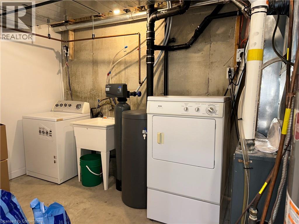 Photo 14 of 25 C Mohawk Street Unit Lower, Brantford ON
