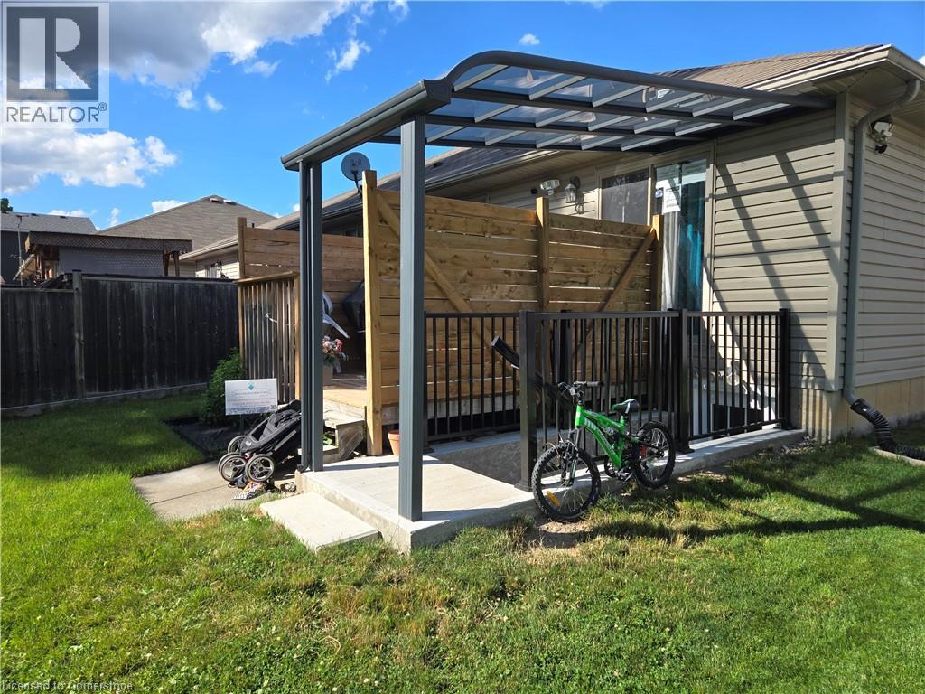 Photo 18 of 25 C Mohawk Street Unit Lower, Brantford ON