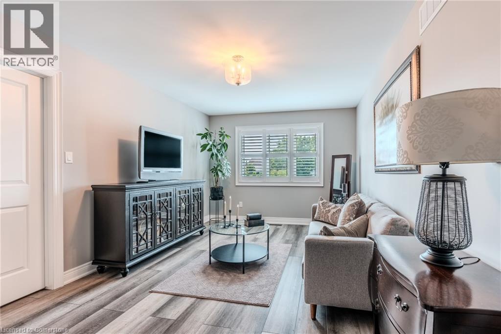 Photo 8 of 671 Rymal Road W, Hamilton ON