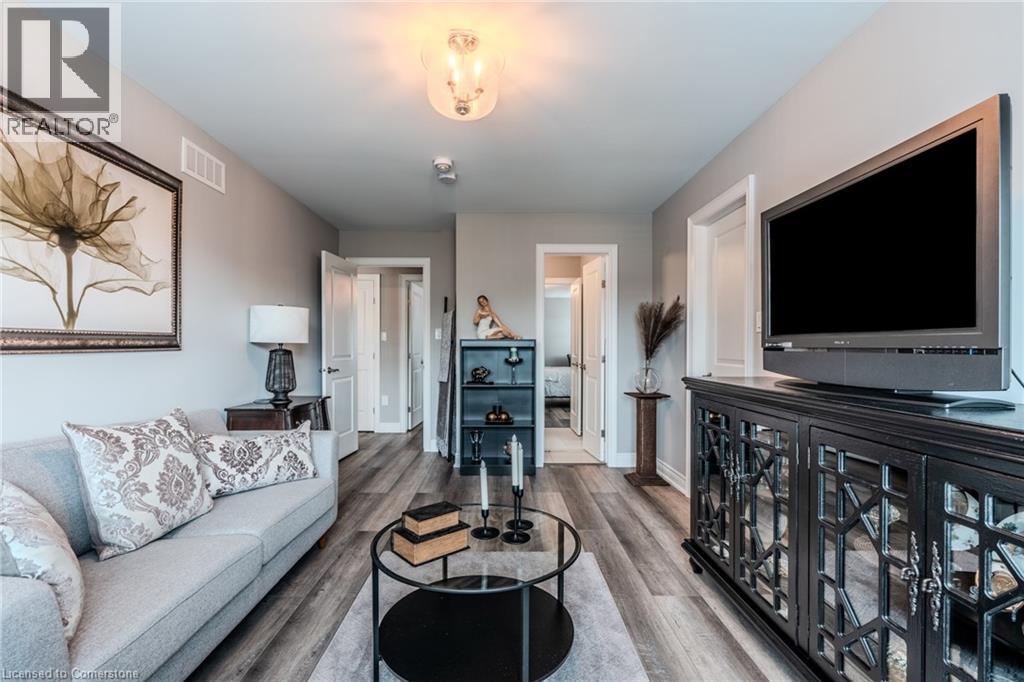 Photo 49 of 671 Rymal Road W, Hamilton ON