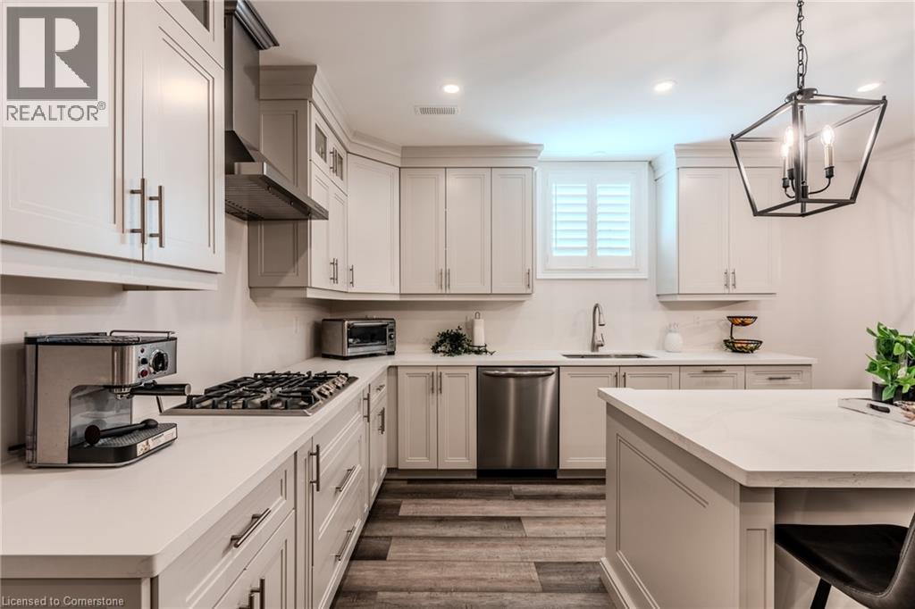 Photo 30 of 671 Rymal Road W, Hamilton ON
