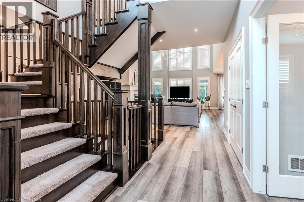 Photo 17 of 671 Rymal Road W, Hamilton ON