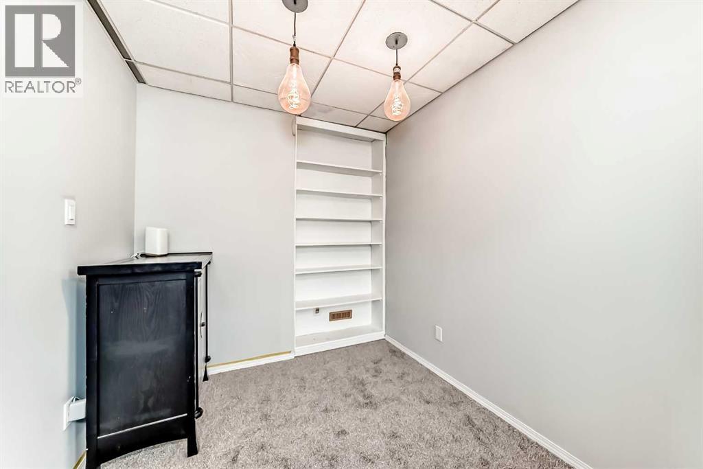 Single Family House 4 Level for Sale in  Coverton Coventry Hills Calgary 