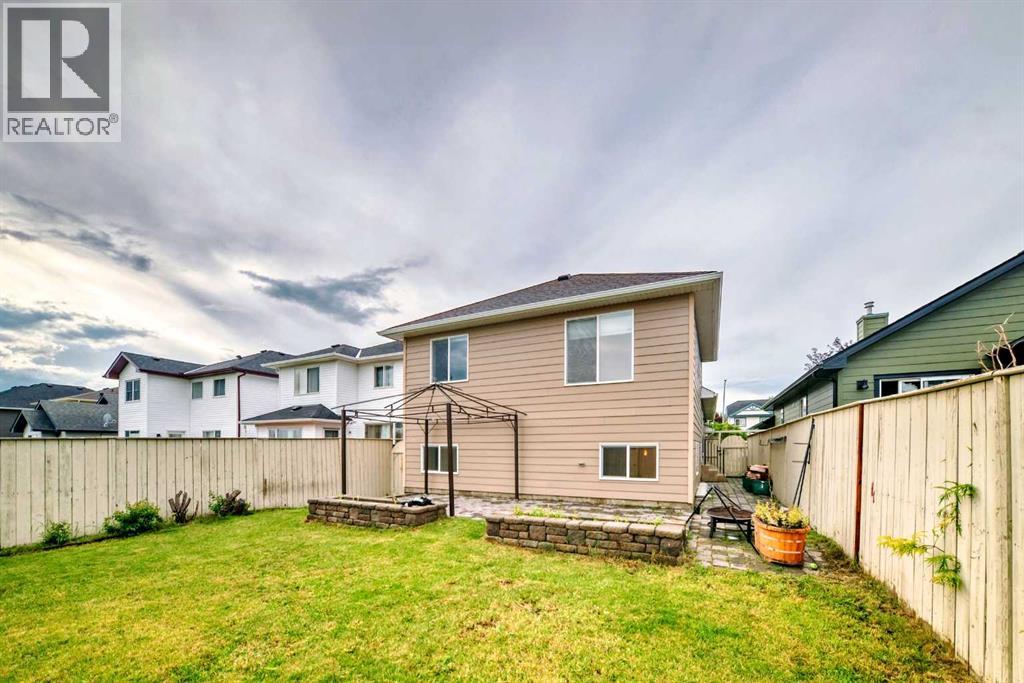 Single Family House 4 Level for Sale in  Coverton Coventry Hills Calgary 