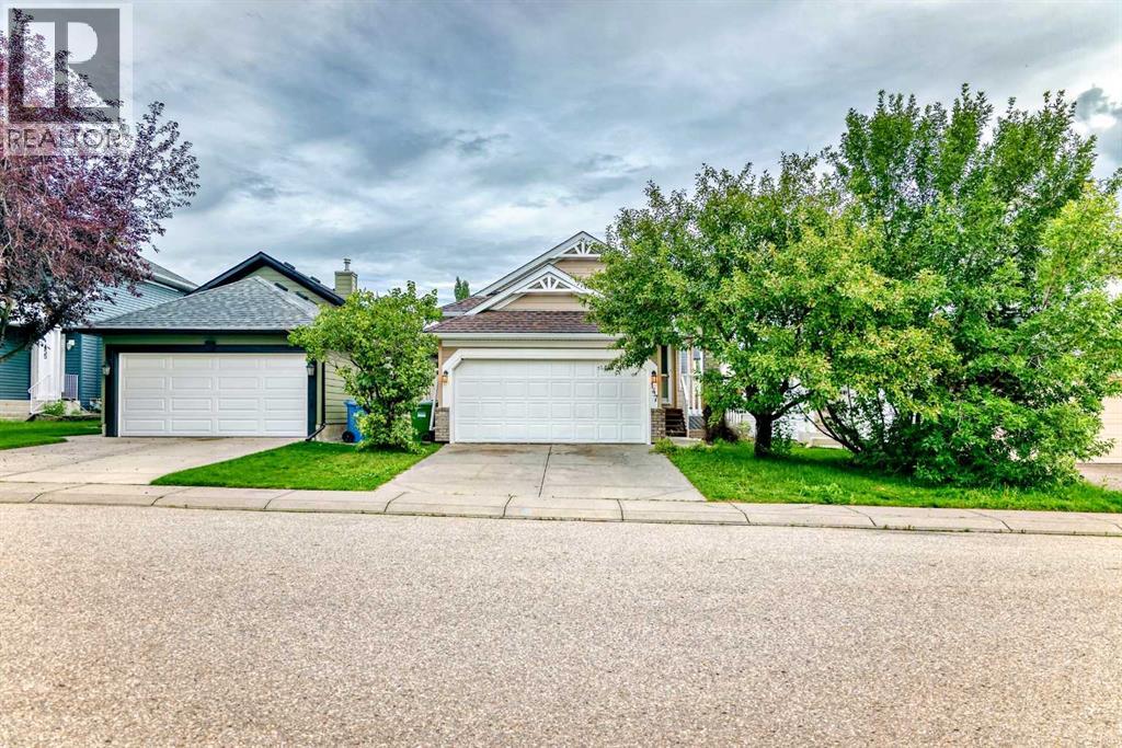 Single Family House 4 Level for Sale in  Coverton Coventry Hills Calgary 