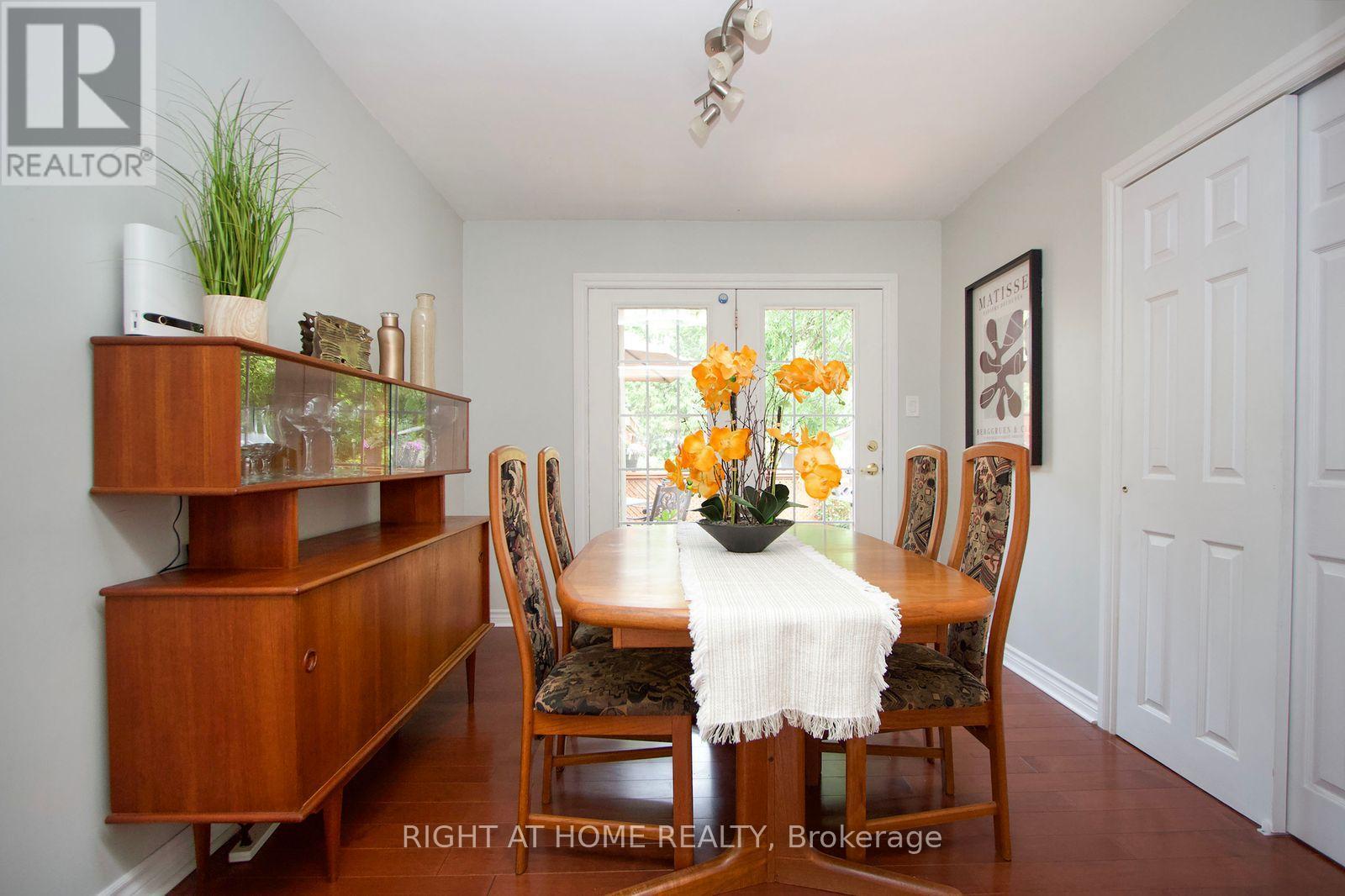 Photo 9 of 207 Hallett Avenue, Whitby ON