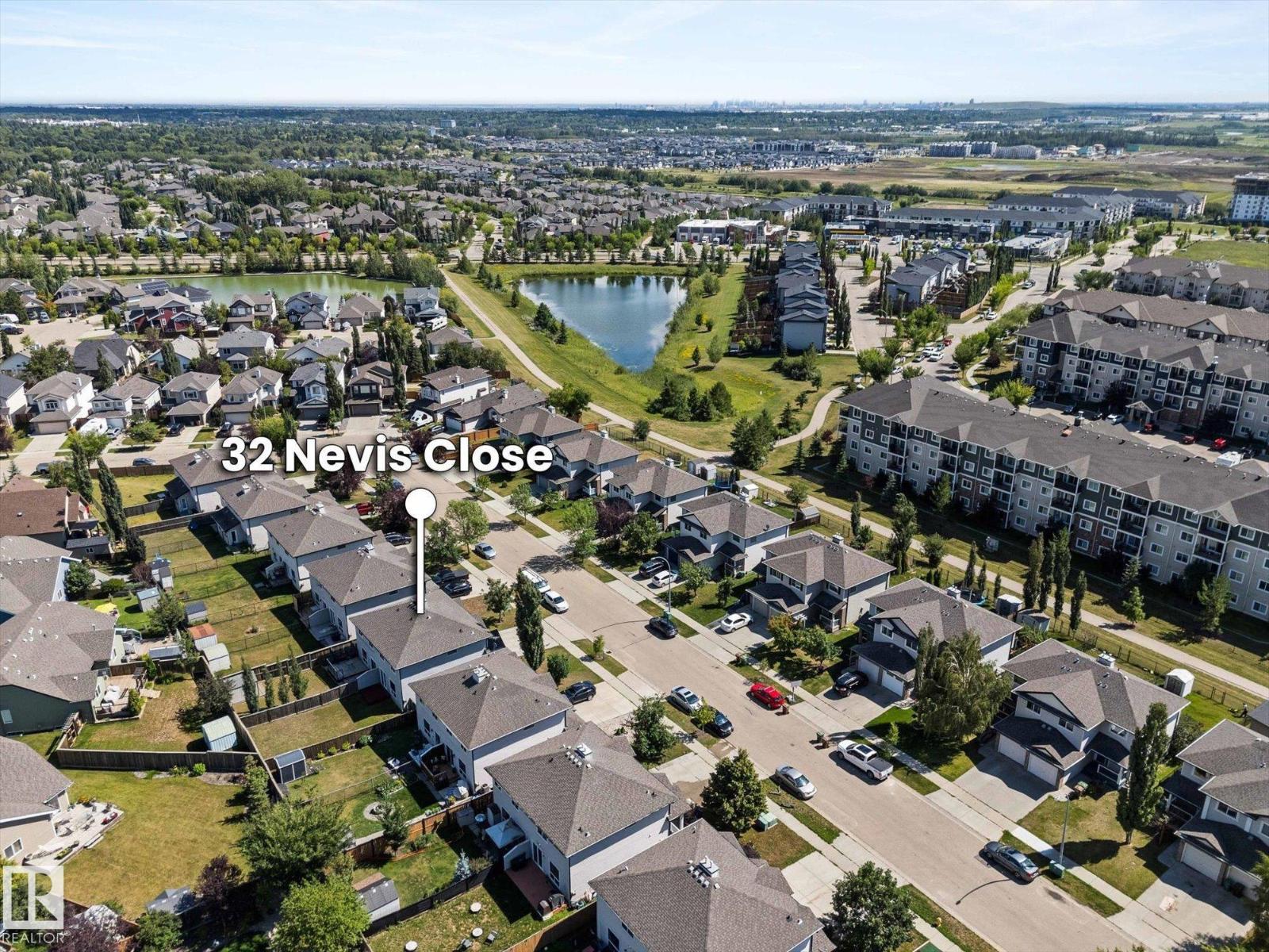 Photo 18 of 32 Nevis Cl, St Albert AB