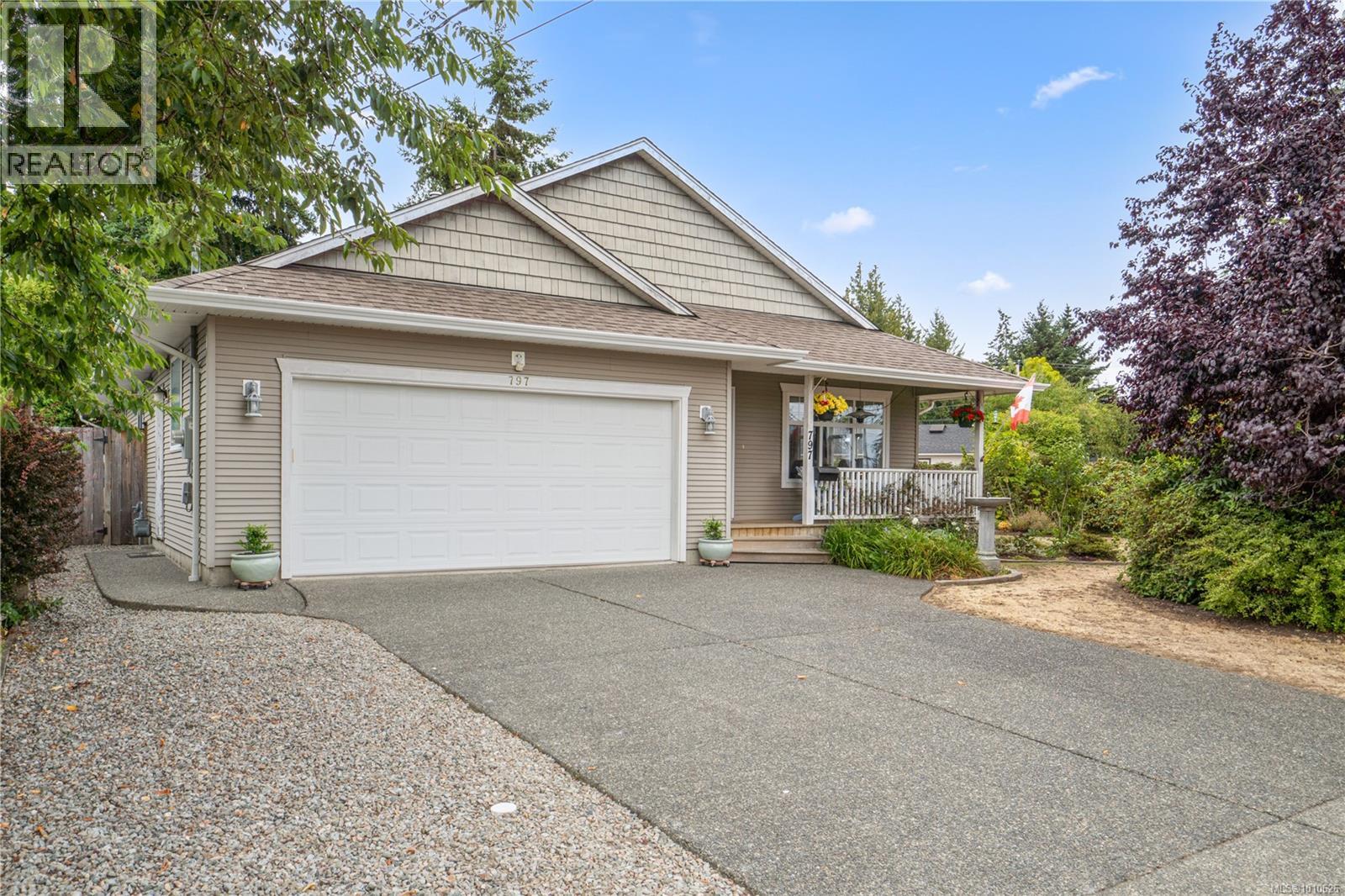 Photo 30 of 797 Temple St, Parksville BC